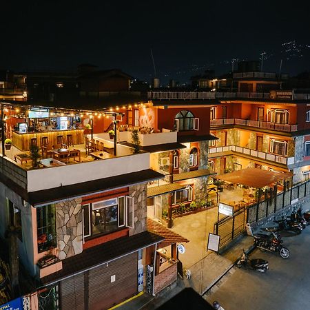Dharma Backpackers Hostel Pokhara Exterior photo