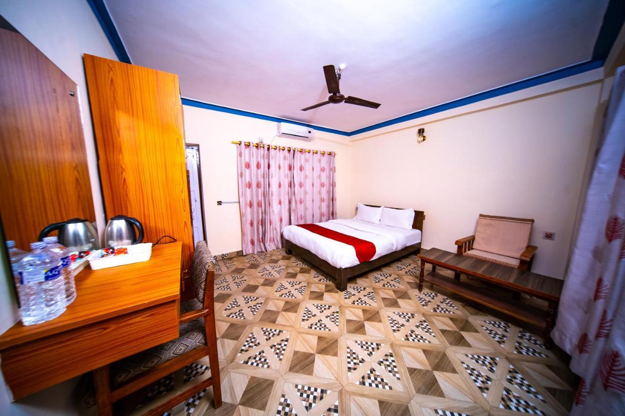 Dharma Backpackers Hostel Pokhara Exterior photo