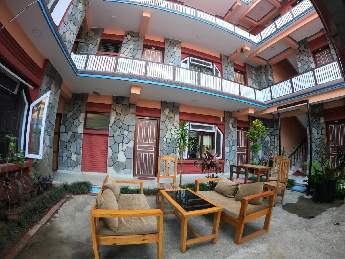 Dharma Backpackers Hostel Pokhara Exterior photo